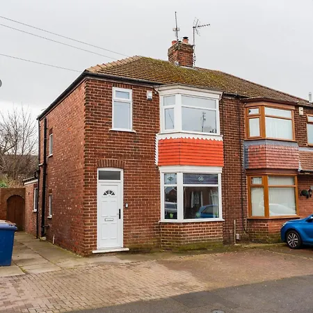 Boulby House 1 Mile From Teesworks レッドカー